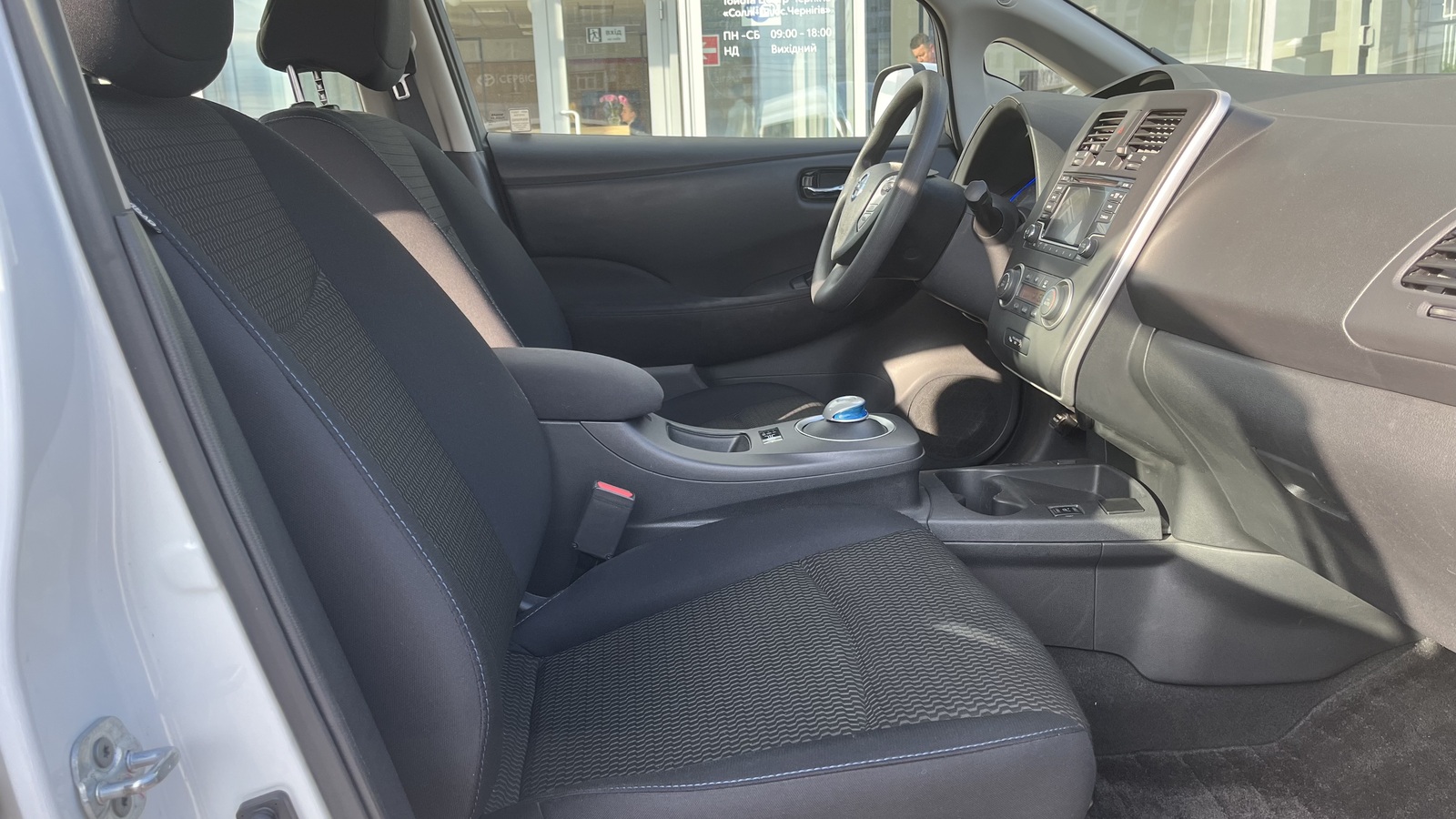 Інші авто NISSAN Leaf 2016 року з пробігом 120000 км, Хетчбек, Тойота Центр Чернігів "Соллі-Плюс", м.Чернігів - 313500 ГРН | Фото № 6