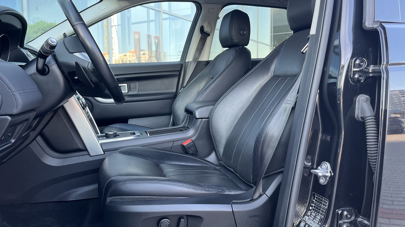 Інші авто LAND ROVER Discovery Sport 2017 року з пробігом 234267 км, Універсал, Тойота Центр Чернігів "Соллі-Плюс", м.Чернігів - 785300 ГРН | Фото № 12