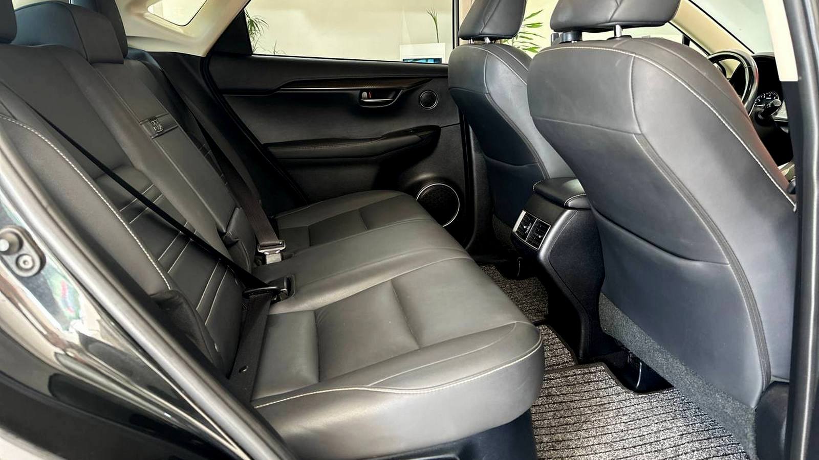 Lexus NX 2018 року з пробігом 167470 км, Універсал, Тойота Центр Ужгород "Карат Мотор", м.Ужгород - 1109000 ГРН | Фото № 7