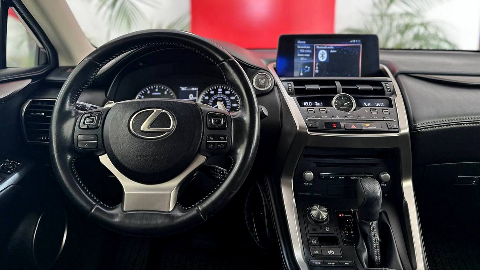 Lexus NX 2018 року з пробігом 167470 км, Універсал, Тойота Центр Ужгород "Карат Мотор", м.Ужгород - 1109000 ГРН | Фото № 9