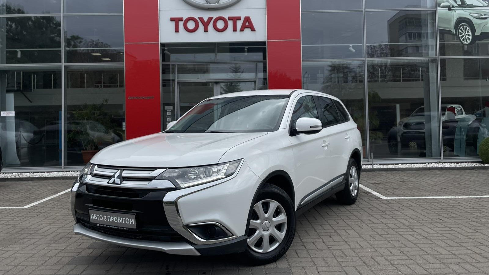 Інші авто MITSUBISHI OUTLANDER 2017 року з пробігом 160000 км, Універсал, Тойота Центр Луцьк "Автоконцепт", м.Луцьк - 760000 ГРН | Фото № 1