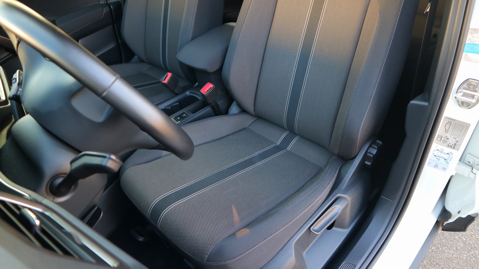 Інші авто VOLKSWAGEN T-Roc 2019 року з пробігом 119611 км, Універсал, Тойота Центр Київ "Автосаміт Укравто Столичне", м.Київ - 878000 ГРН | Фото № 15