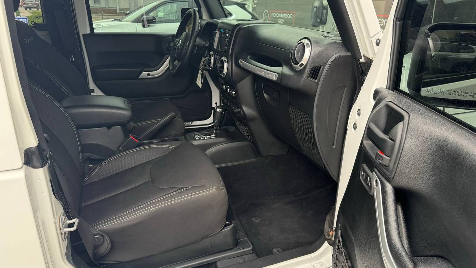 Інші авто JEEP WRANGLER 2017 року з пробігом 44026 км, Універсал, Тойота Центр Ужгород "Карат Мотор", м.Ужгород - 1107000 ГРН | Фото № 6