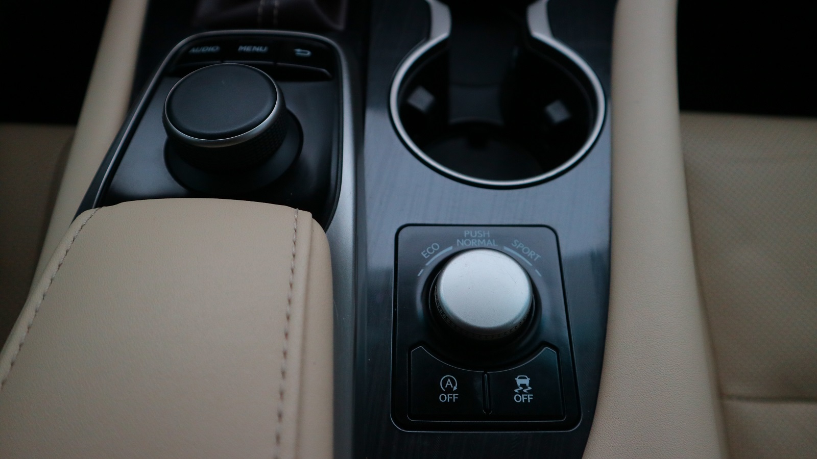 Lexus RX 2015 року з пробігом 120876 км, Універсал, Тойота Центр Київ "Автосаміт Укравто Столичне", м.Київ - 1266000 ГРН | Фото № 19