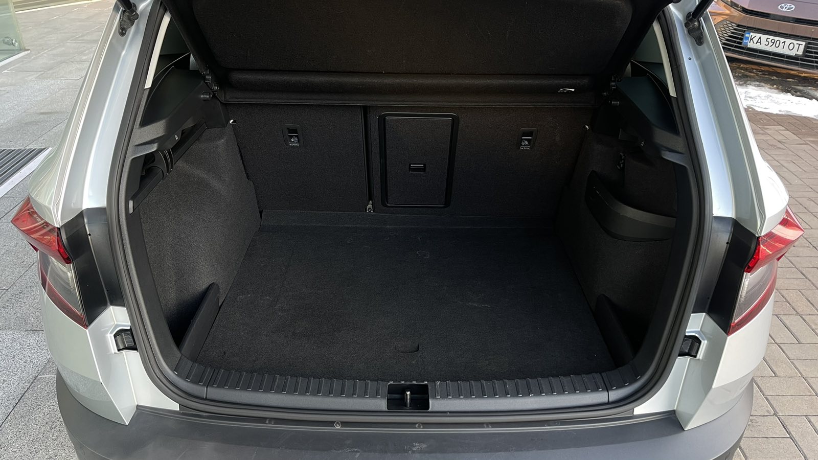 Інші авто SKODA Karoq 2020 року з пробігом 165131 км, Універсал, Тойота Центр Київ "Автосаміт Укравто", м.Київ - 835000 ГРН | Фото № 10