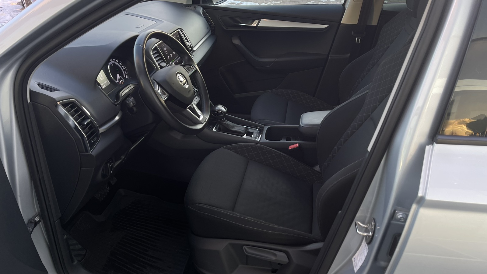 Інші авто SKODA Karoq 2020 року з пробігом 165131 км, Універсал, Тойота Центр Київ "Автосаміт Укравто", м.Київ - 835000 ГРН | Фото № 12