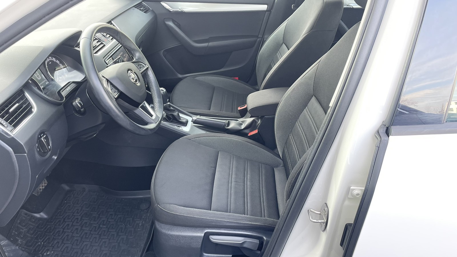 Інші авто SKODA OCTAVIA 2018 року з пробігом 80486 км, Седан, Тойота Центр Київ "Автосаміт Укравто", м.Київ - 661050 ГРН | Фото № 12