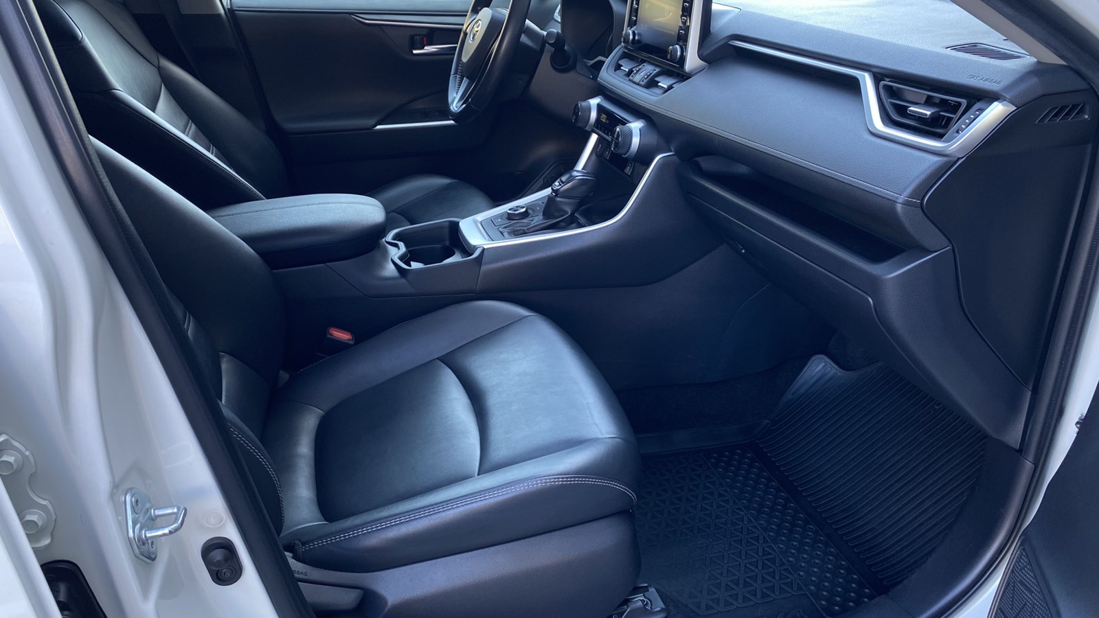 Toyota RAV4 2020 року з пробігом 185690 км, Універсал, Тойота Центр Одеса "ВіДі Пальміра", м.Одеса - 1240000 ГРН | Фото № 6