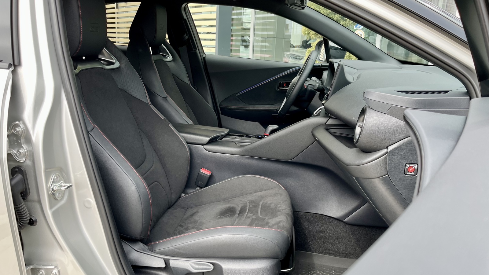 Toyota C-HR 2023 року з пробігом 1826 км, Хетчбек, Тойота Центр Чернігів "Соллі-Плюс", м.Чернігів - 1690540 ГРН | Фото № 6