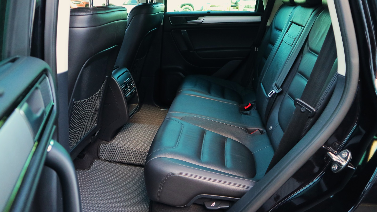 Інші авто VOLKSWAGEN TOUAREG 2016 року з пробігом 258364 км, Універсал, Тойота Центр Київ "Автосаміт Укравто Столичне", м.Київ - 923000 ГРН | Фото № 14