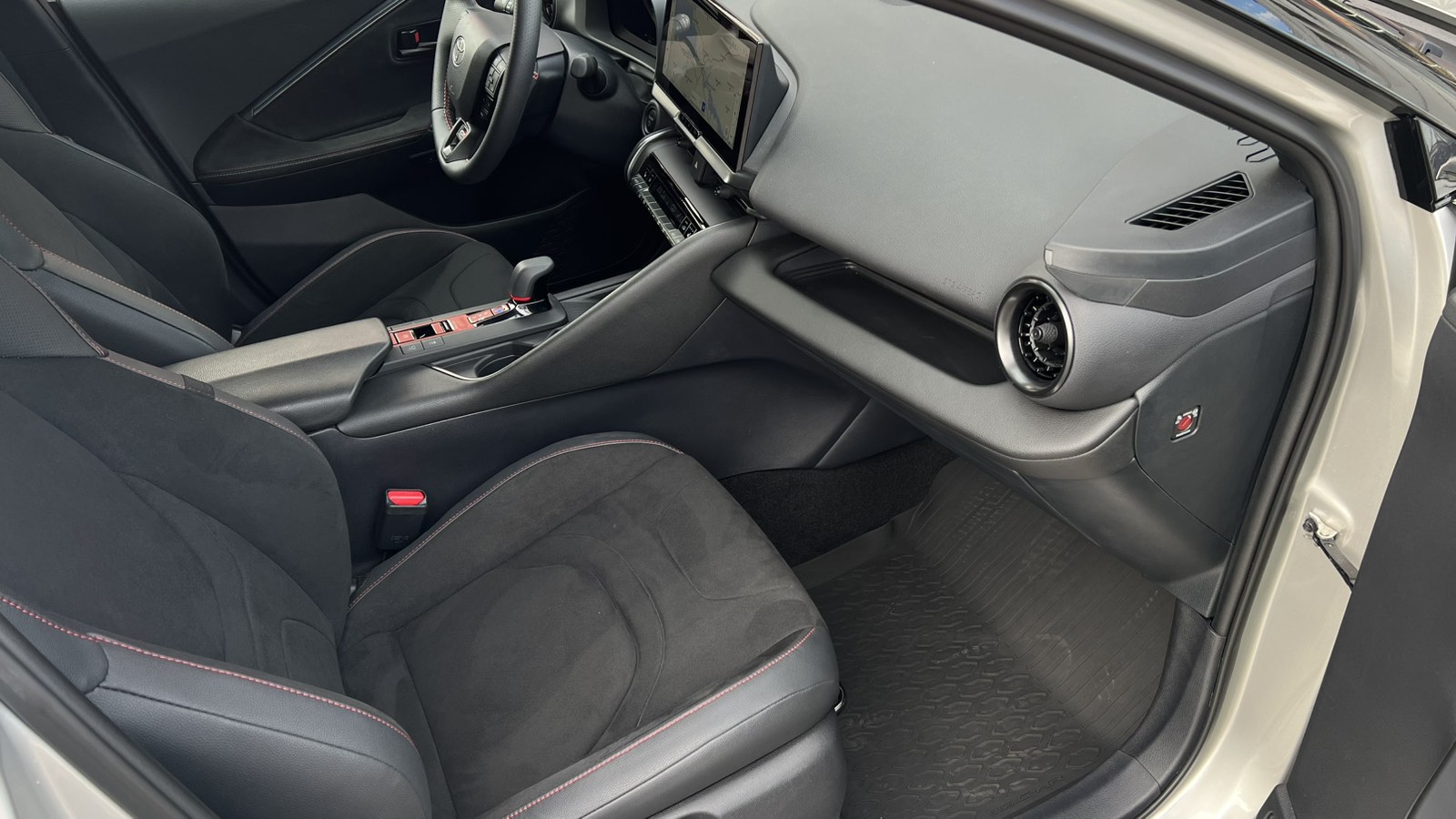 Toyota C-HR 2023 року з пробігом 2534 км, Хетчбек, Тойота Центр Кременчук "Компанія "Про Лайн", м.Кременчук - 1690540 ГРН | Фото № 6
