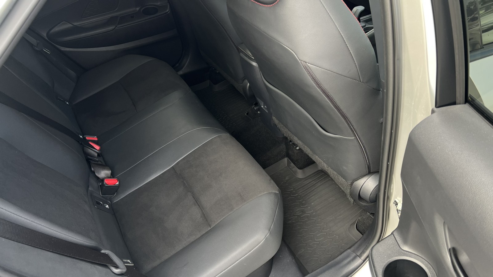 Toyota C-HR 2023 року з пробігом 2534 км, Хетчбек, Тойота Центр Кременчук "Компанія "Про Лайн", м.Кременчук - 1690540 ГРН | Фото № 7
