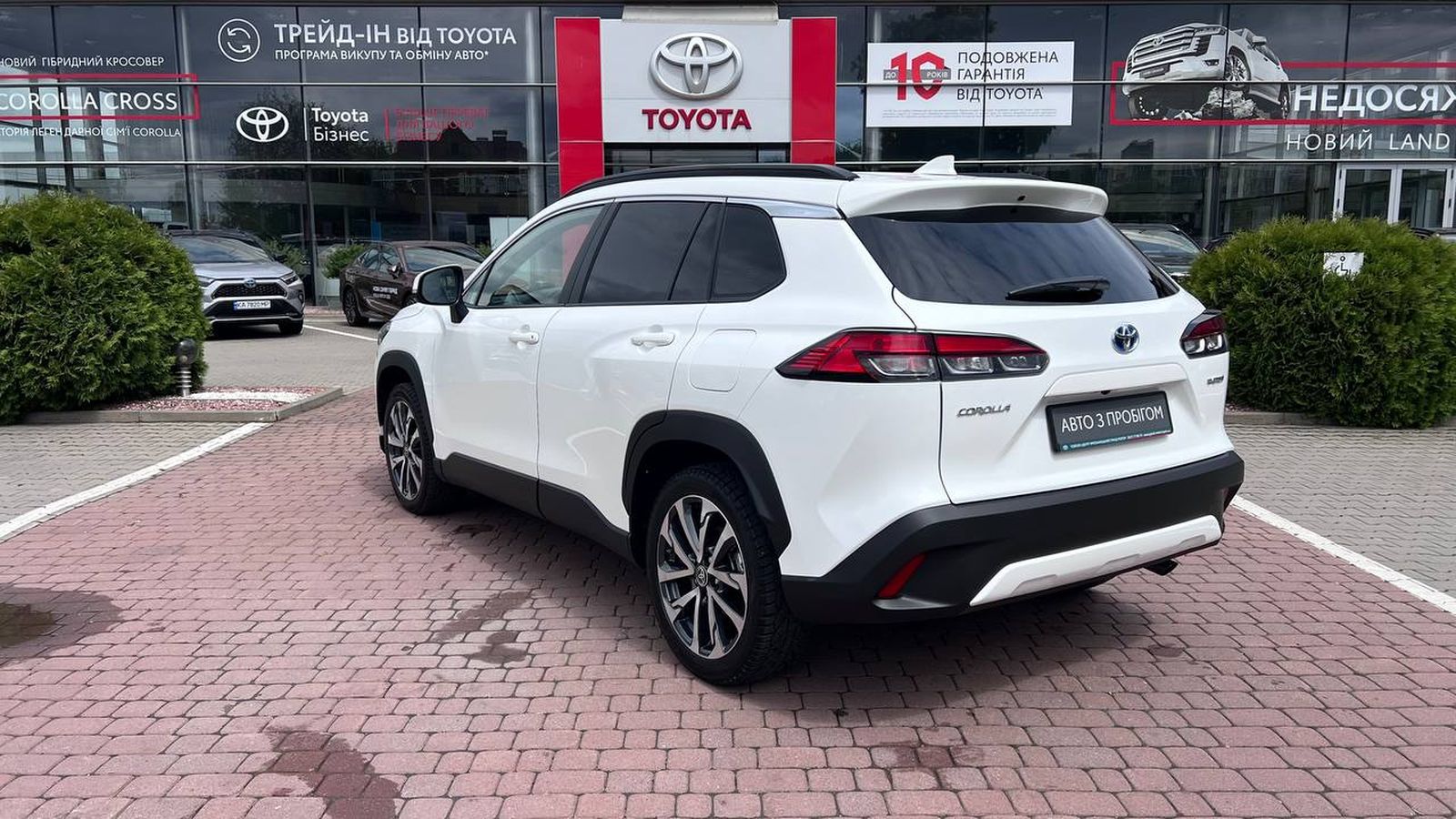 Toyota COROLLA CROSS 2023 року з пробігом 37469 км, Хетчбек, Тойота Центр Хмельницький "Гранд Мотор", м.Хмельницький - 1255000 ГРН | Фото № 2