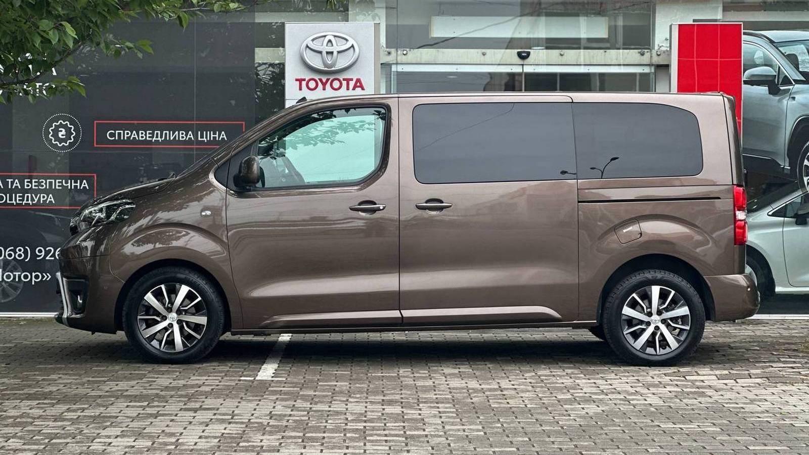 Toyota PROACE VERSO 2018 року з пробігом 146633 км, Мінівен, Тойота Центр Ужгород "Карат Мотор", м.Ужгород - 1257450 ГРН | Фото № 3