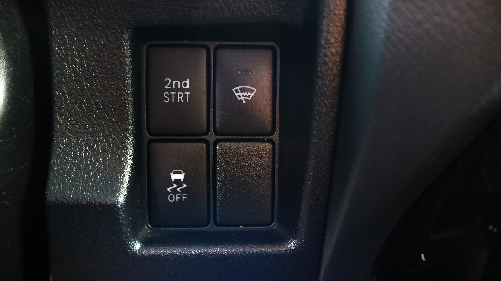 Toyota LAND CRUISER PRADO 2016 року з пробігом 247776 км, Універсал, Тойота Центр Київ "Автосаміт Укравто Столичне", м.Київ - 1007000 ГРН | Фото № 22