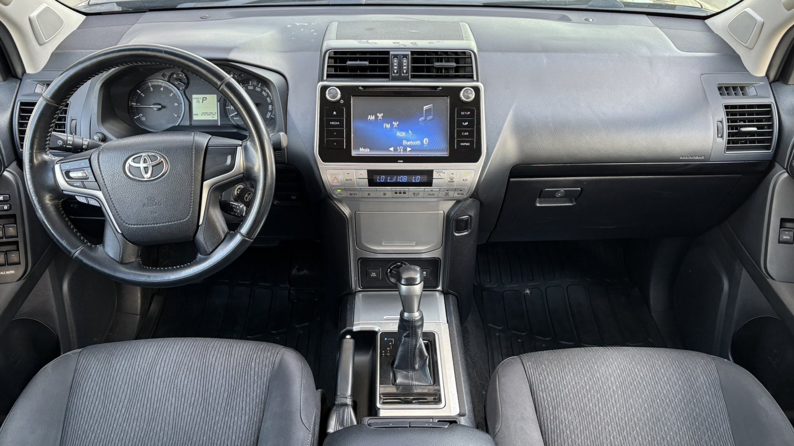 Toyota LAND CRUISER PRADO 2017 року з пробігом 204813 км, Універсал, Тойота Центр Київ "Автосаміт Укравто", м.Київ - 1090000 ГРН | Фото № 8