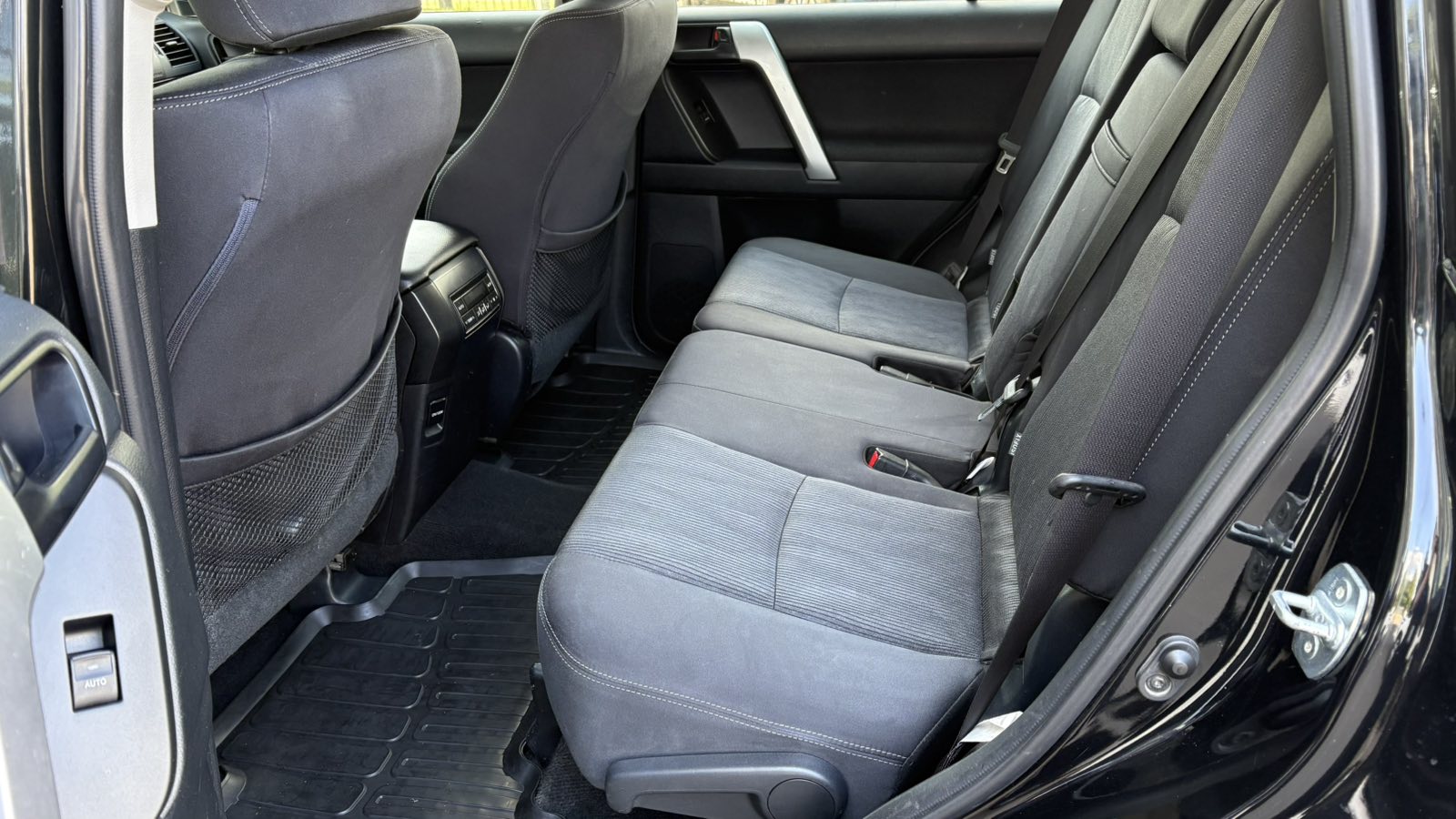 Toyota LAND CRUISER PRADO 2017 року з пробігом 204813 км, Універсал, Тойота Центр Київ "Автосаміт Укравто", м.Київ - 1090000 ГРН | Фото № 11