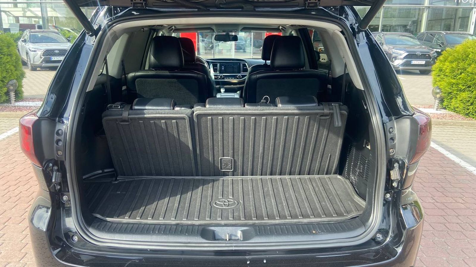 Toyota HIGHLANDER 2016 року з пробігом 119601 км, Універсал, Тойота Центр Хмельницький "Гранд Мотор", м.Хмельницький - 940000 ГРН | Фото № 8