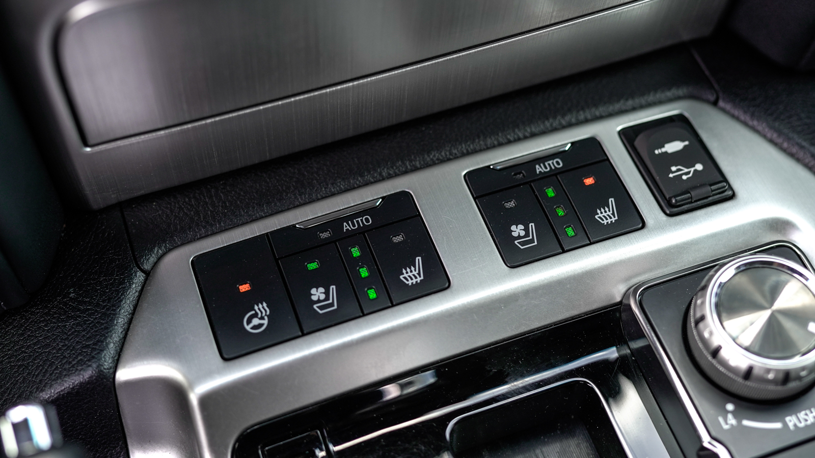 Toyota LAND CRUISER 2016 року з пробігом 90793 км, Універсал, Тойота Центр Львів "Діамант", м.Львів - 2033500 ГРН | Фото № 31