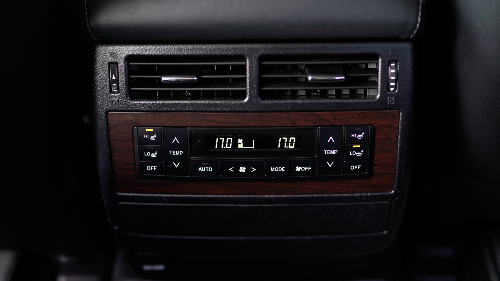 Toyota LAND CRUISER 2016 року з пробігом 90793 км, Універсал, Тойота Центр Львів "Діамант", м.Львів - 2033500 ГРН | Фото № 33