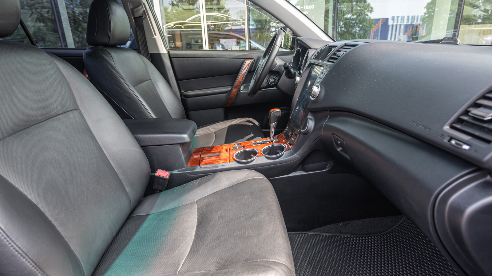 Toyota HIGHLANDER 2013 року з пробігом 369827 км, Універсал, Тойота Центр Дніпро "Алмаз Мотор" на Запорізькому шосе, м.Дніпро - 668000 ГРН | Фото № 6