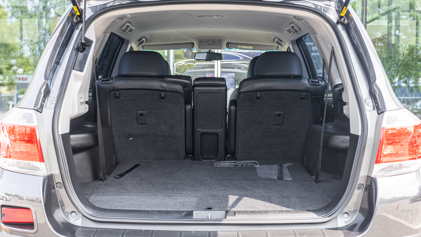 Toyota HIGHLANDER 2013 року з пробігом 369827 км, Універсал, Тойота Центр Дніпро "Алмаз Мотор" на Запорізькому шосе, м.Дніпро - 668000 ГРН | Фото № 12