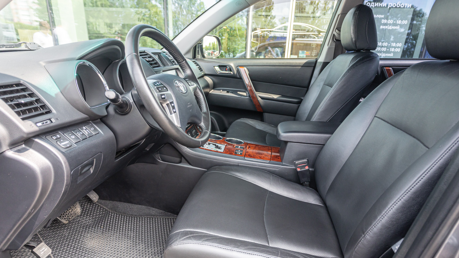 Toyota HIGHLANDER 2013 року з пробігом 369827 км, Універсал, Тойота Центр Дніпро "Алмаз Мотор" на Запорізькому шосе, м.Дніпро - 668000 ГРН | Фото № 16