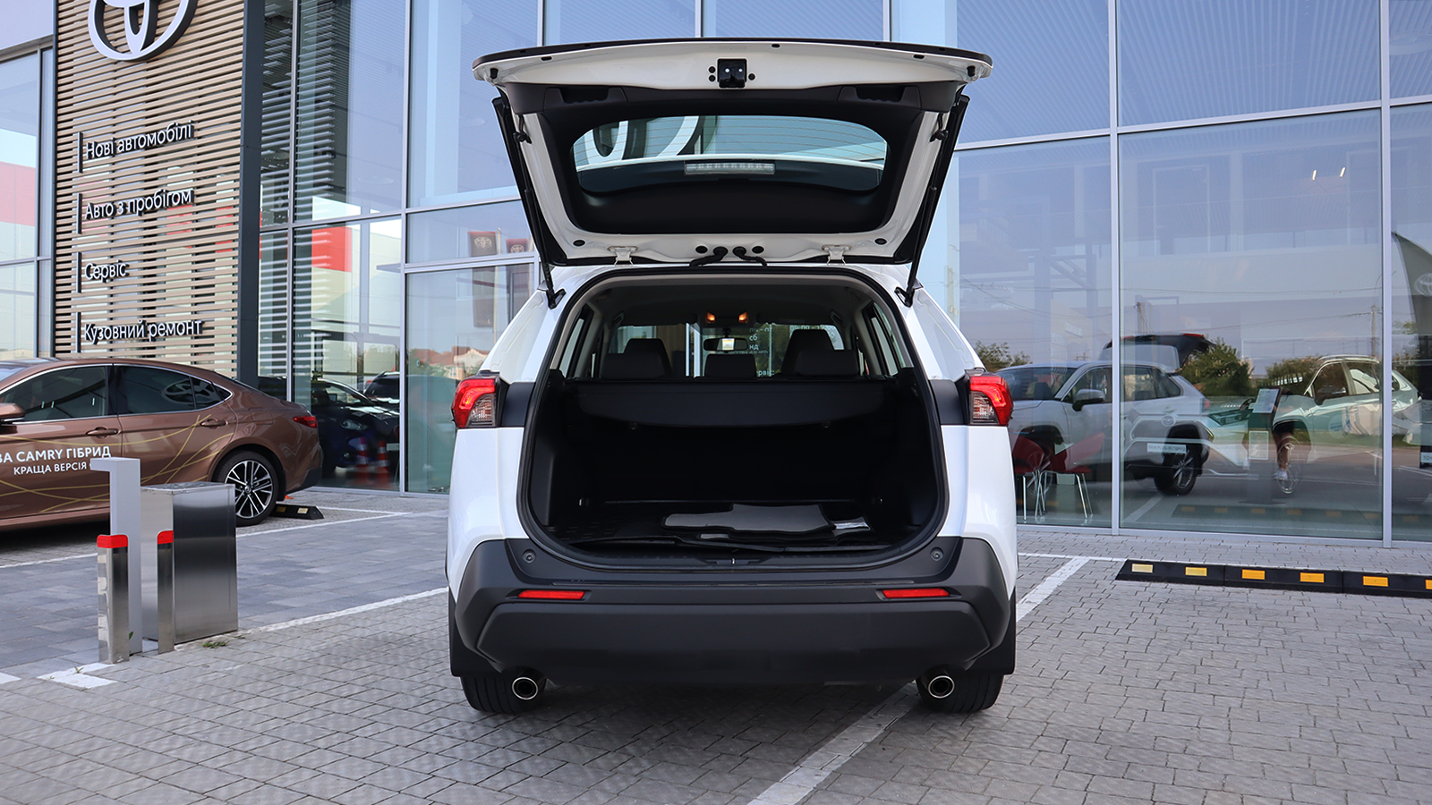 Toyota RAV4 2019 року з пробігом 130307 км, Універсал, Тойота Центр Рівне "Агат Авто", м.Рівне - 1047420 ГРН | Фото № 10