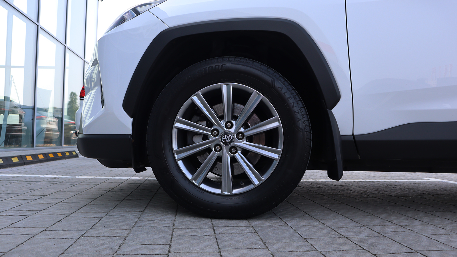 Toyota RAV4 2019 року з пробігом 130307 км, Універсал, Тойота Центр Рівне "Агат Авто", м.Рівне - 1047420 ГРН | Фото № 16
