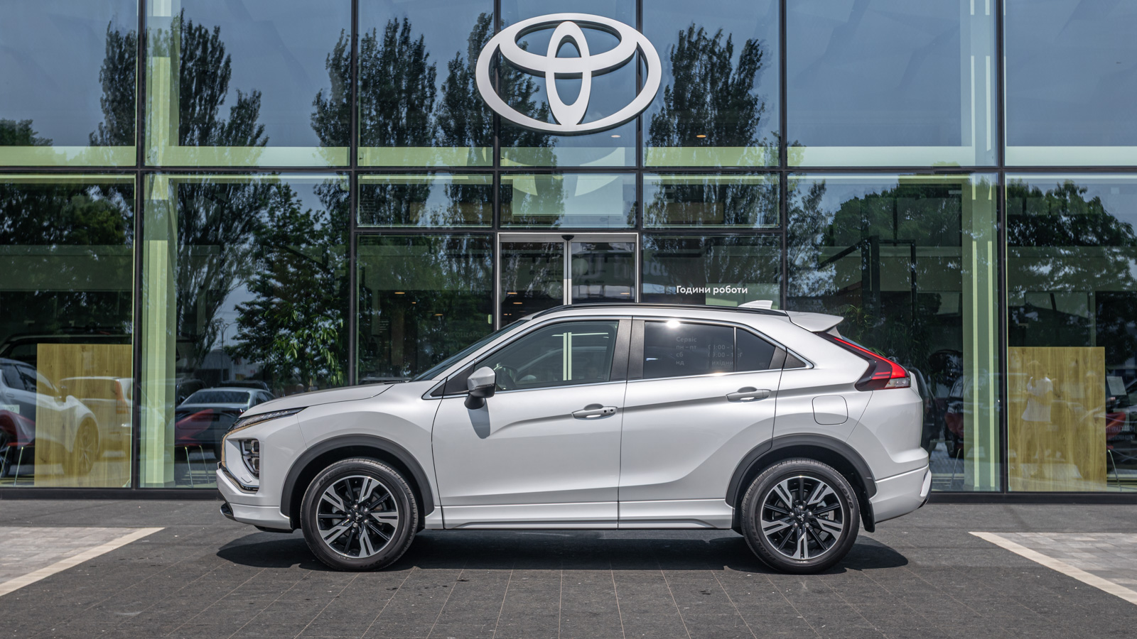 Інші авто MITSUBISHI Eclipse Cross 2023 року з пробігом 19169 км, Універсал, Тойота Центр Дніпро "Алмаз Мотор" на Запорізькому шосе, м.Дніпро - 1075900 ГРН | Фото № 3