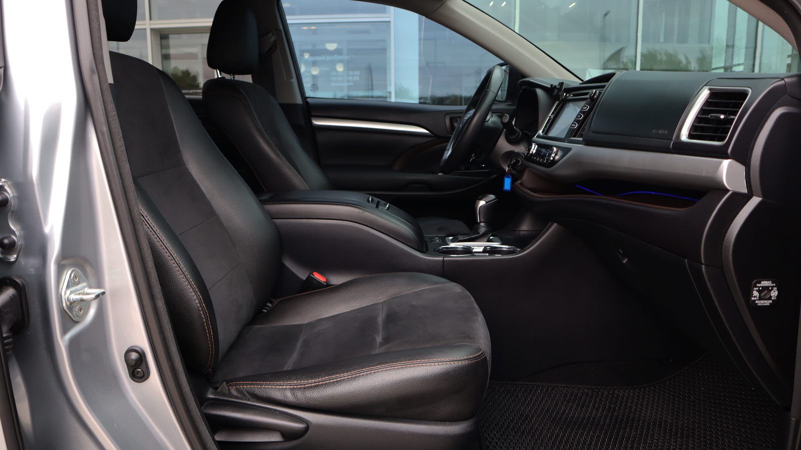 Toyota HIGHLANDER 2014 року з пробігом 195138 км, Універсал, Тойота Центр Рівне "Агат Авто", м.Рівне - 948060 ГРН | Фото № 6