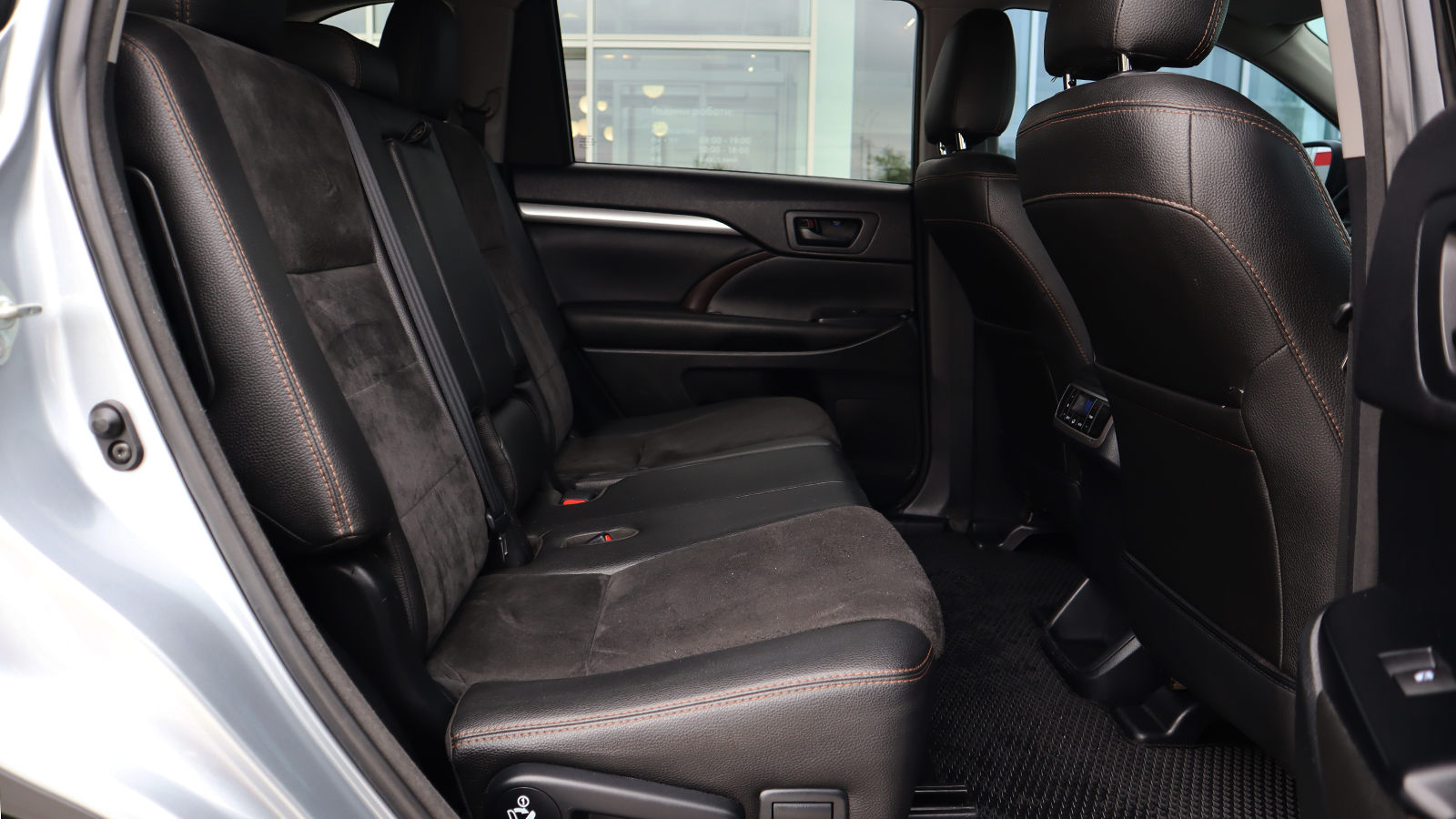 Toyota HIGHLANDER 2014 року з пробігом 195138 км, Універсал, Тойота Центр Рівне "Агат Авто", м.Рівне - 948060 ГРН | Фото № 7