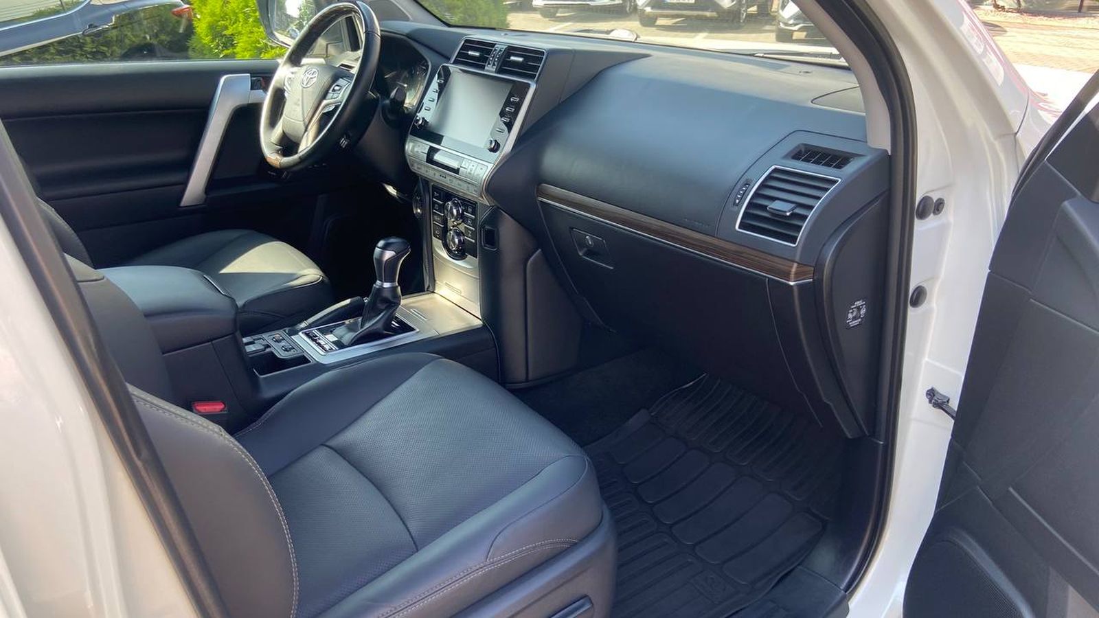 Toyota LAND CRUISER PRADO 2020 року з пробігом 78255 км, Універсал, Тойота Центр Хмельницький "Гранд Мотор", м.Хмельницький - 1920000 ГРН | Фото № 6