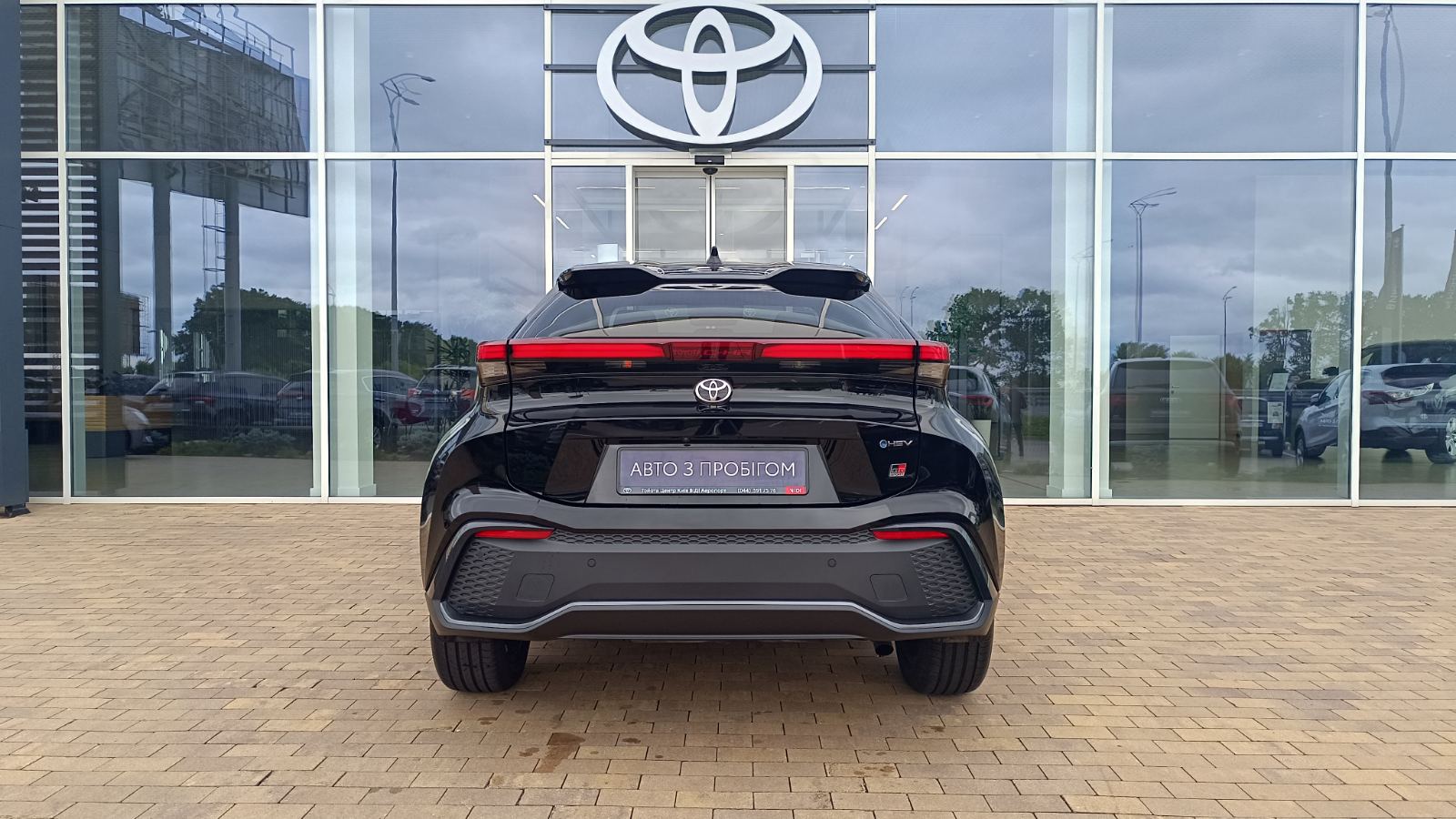 Toyota C-HR 2023 року з пробігом 1630 км, Універсал, Тойота Центр Київ «ВІДІ Аеропорт», м.Київ - 1690000 ГРН | Фото № 4
