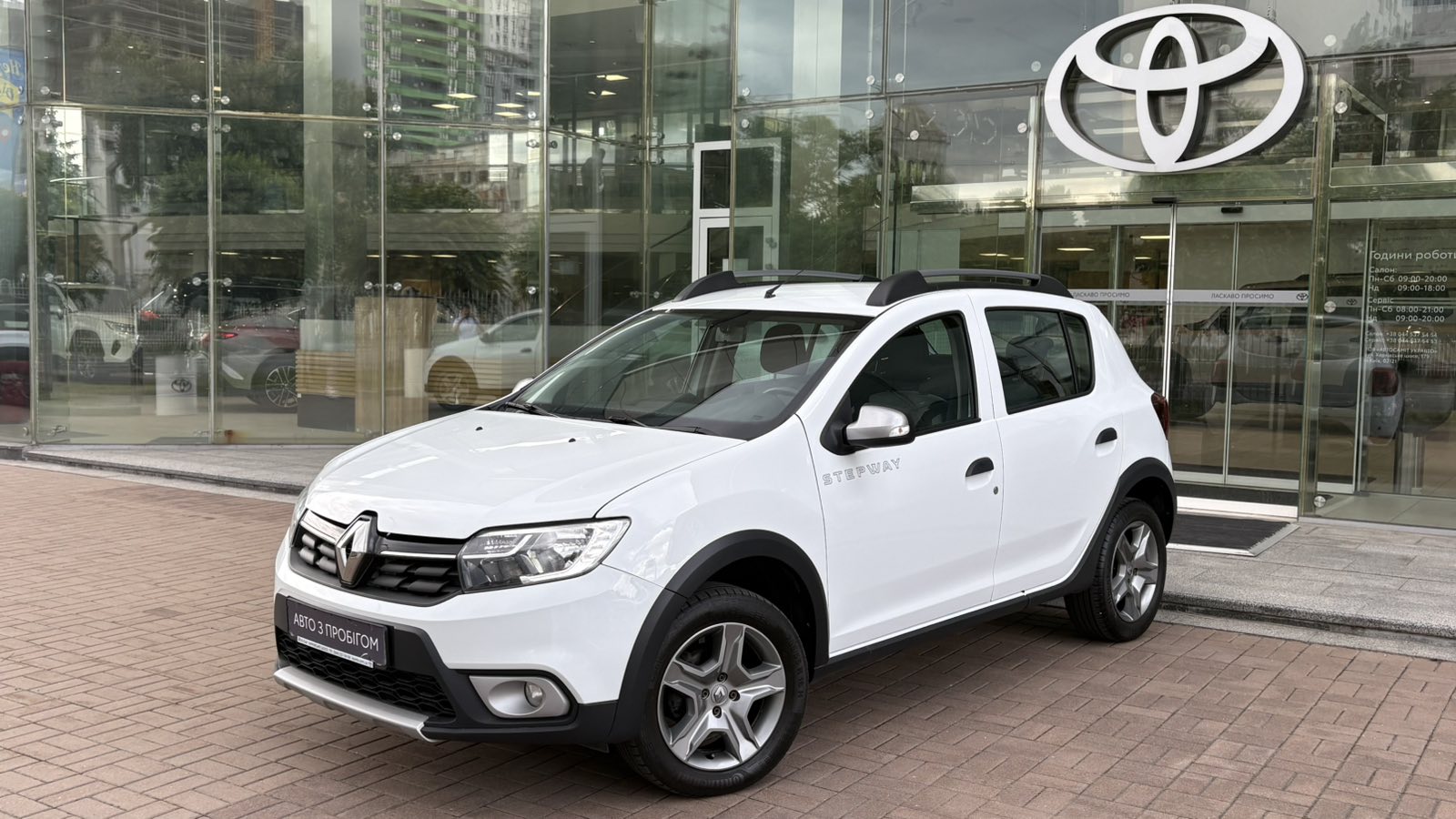 Інші авто RENAULT Stepway 2020 року з пробігом 77161 км, Хетчбек, Тойота Центр Київ "Автосаміт Укравто", м.Київ - 435240 ГРН | Фото № 1
