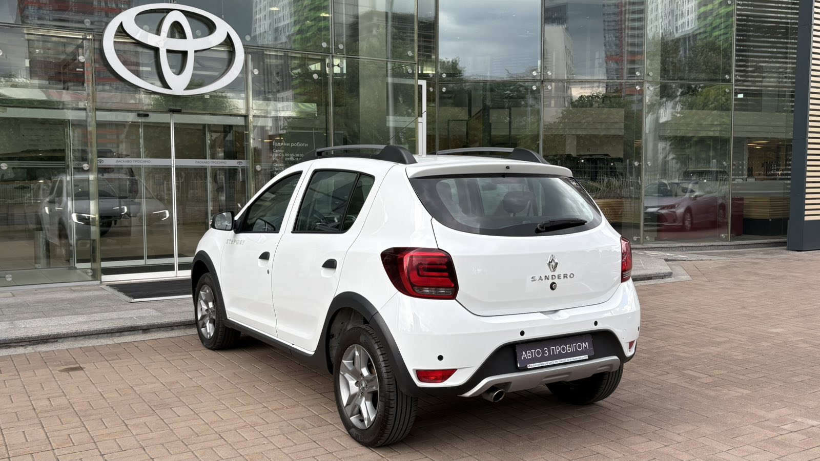 Інші авто RENAULT Stepway 2020 року з пробігом 77161 км, Хетчбек, Тойота Центр Київ "Автосаміт Укравто", м.Київ - 435240 ГРН | Фото № 2