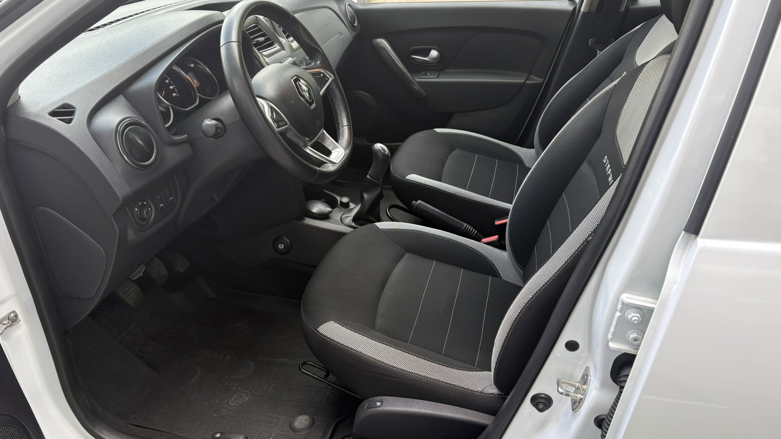Інші авто RENAULT Stepway 2020 року з пробігом 77161 км, Хетчбек, Тойота Центр Київ "Автосаміт Укравто", м.Київ - 435240 ГРН | Фото № 12
