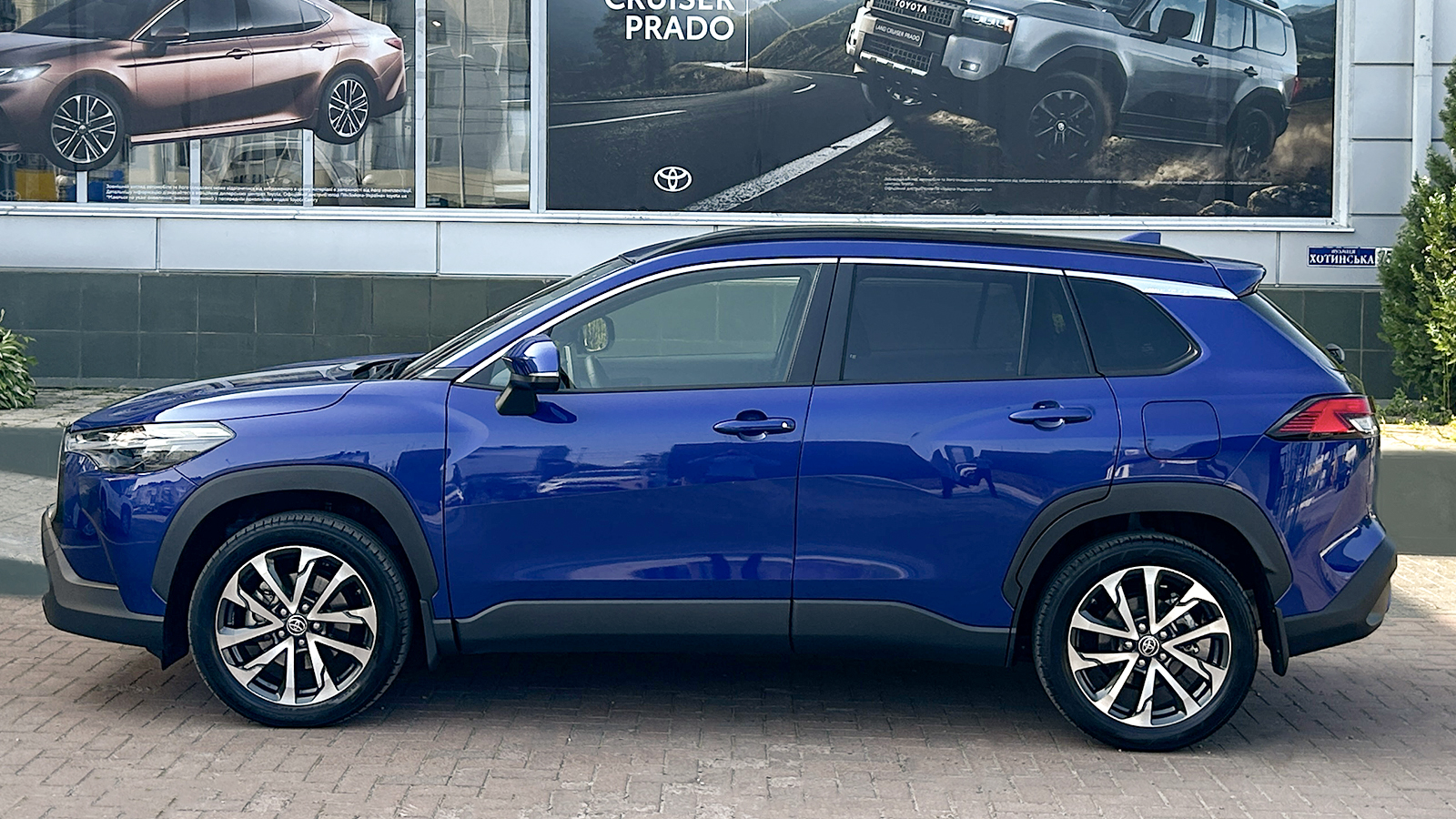 Toyota COROLLA CROSS 2023 року з пробігом 20185 км, Універсал, Тойота Центр Чернівці "Олімп-Моторс", м.Чернівці - 1539999 ГРН | Фото № 3