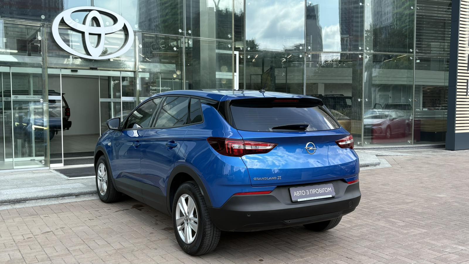 Інші авто OPEL Grandland X 2020 року з пробігом 65254 км, Універсал, Тойота Центр Київ "Автосаміт Укравто", м.Київ - 927810 ГРН | Фото № 2