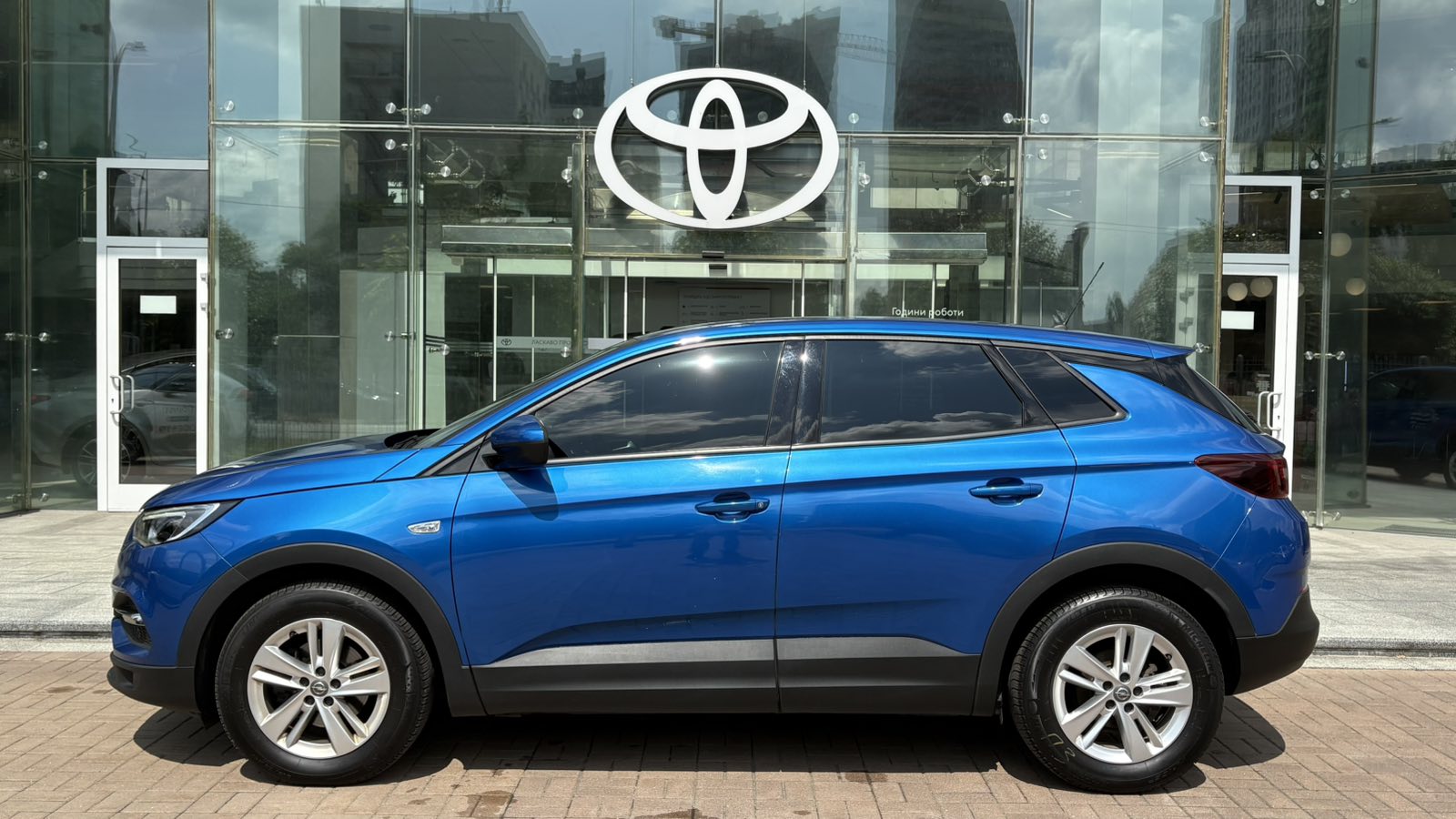 Інші авто OPEL Grandland X 2020 року з пробігом 65254 км, Універсал, Тойота Центр Київ "Автосаміт Укравто", м.Київ - 927810 ГРН | Фото № 3
