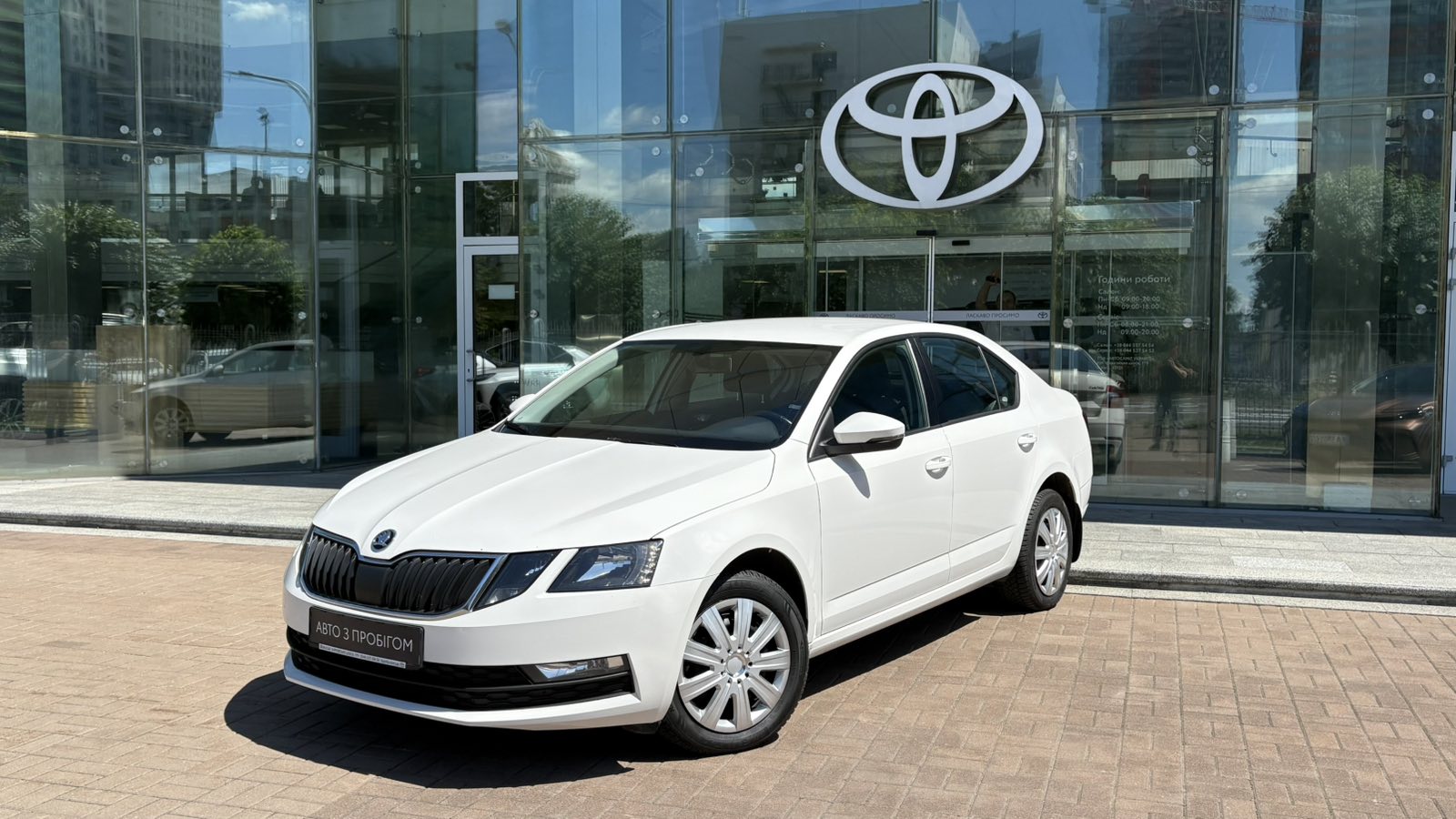 Інші авто SKODA OCTAVIA 2017 року з пробігом 167991 км, Седан, Тойота Центр Київ "Автосаміт Укравто", м.Київ - 512000 ГРН | Фото № 1