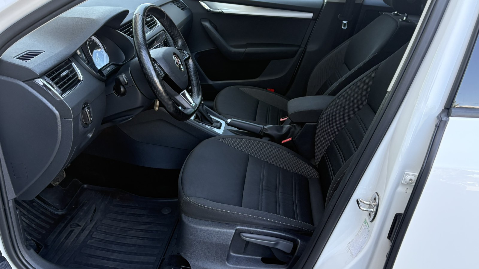 Інші авто SKODA OCTAVIA 2017 року з пробігом 167991 км, Седан, Тойота Центр Київ "Автосаміт Укравто", м.Київ - 512000 ГРН | Фото № 12