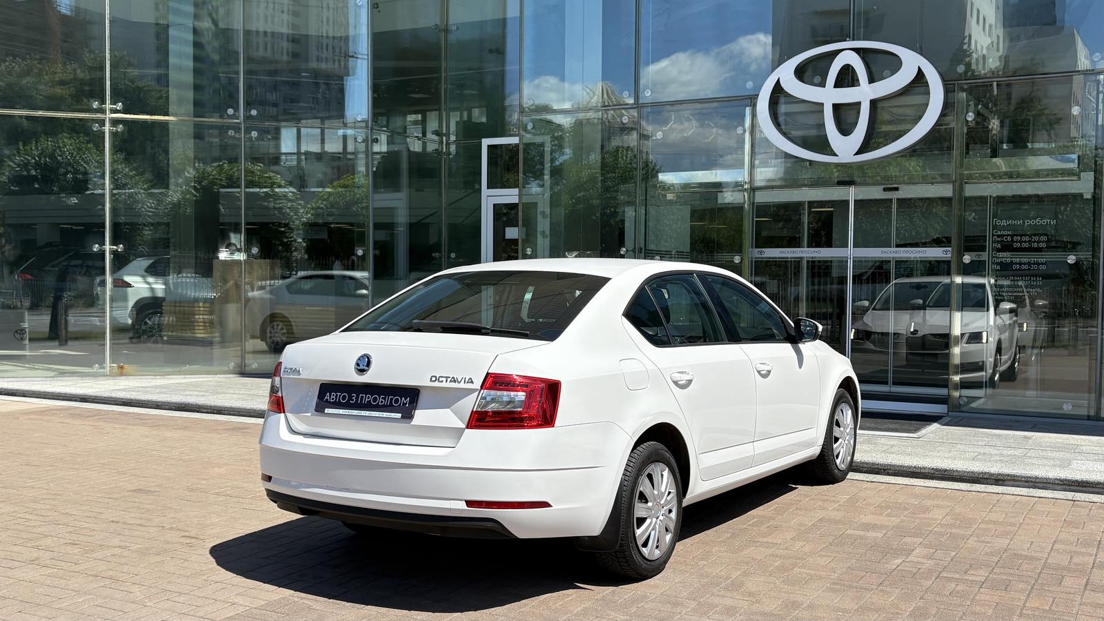 Інші авто SKODA OCTAVIA 2017 року з пробігом 167991 км, Седан, Тойота Центр Київ "Автосаміт Укравто", м.Київ - 512000 ГРН | Фото № 17