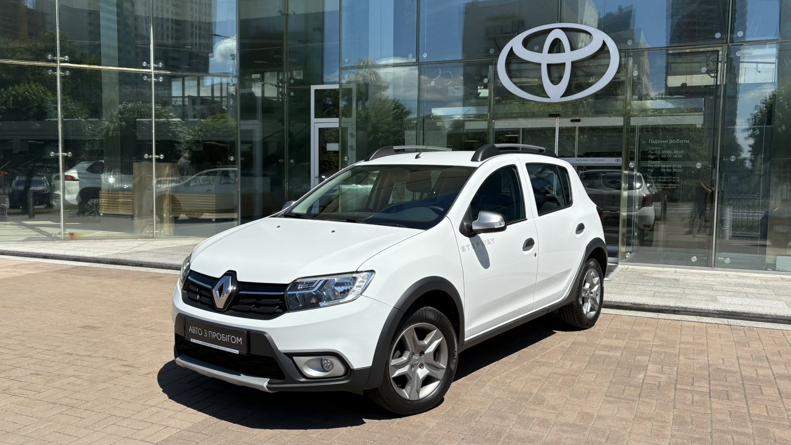 Інші авто RENAULT Stepway 2021 року з пробігом 53278 км, Хетчбек, Тойота Центр Київ "Автосаміт Укравто", м.Київ - 540800 ГРН | Фото № 1