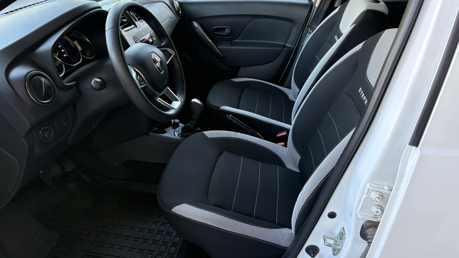 Інші авто RENAULT Stepway 2021 року з пробігом 53278 км, Хетчбек, Тойота Центр Київ "Автосаміт Укравто", м.Київ - 540800 ГРН | Фото № 12