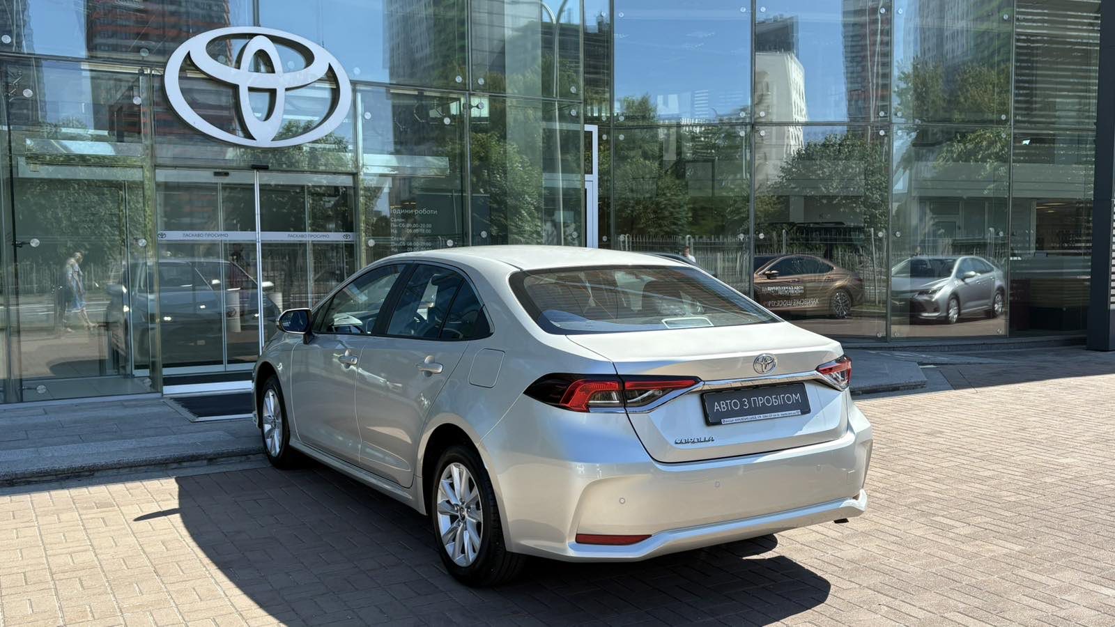 Toyota COROLLA 2024 року з пробігом 6122 км, Седан, Тойота Центр Київ "Автосаміт Укравто", м.Київ - 1146830 ГРН | Фото № 2