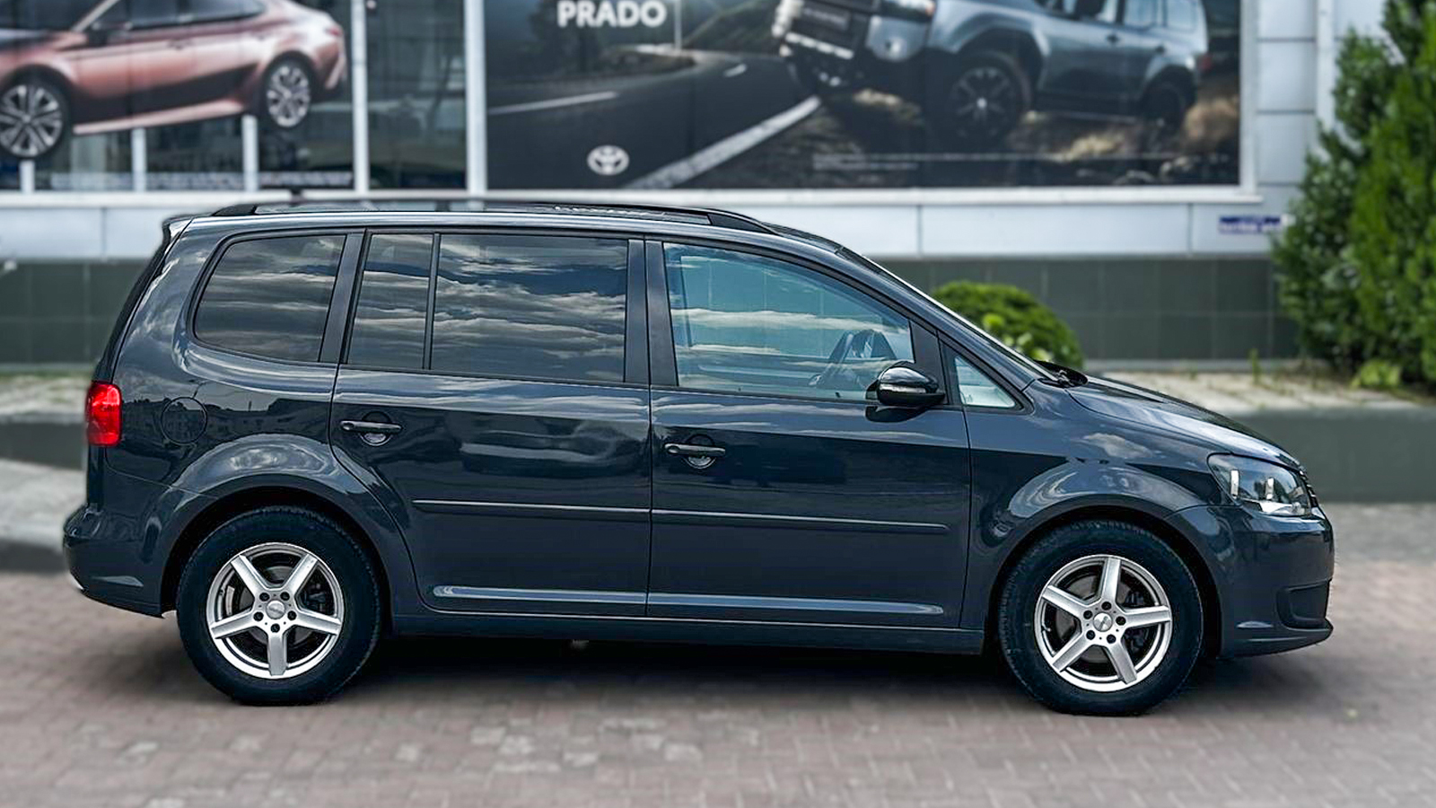 Інші авто VOLKSWAGEN TOURAN 2014 року з пробігом 275754 км, Універсал, Тойота Центр Чернівці "Олімп-Моторс", м.Чернівці - 470000 ГРН | Фото № 17