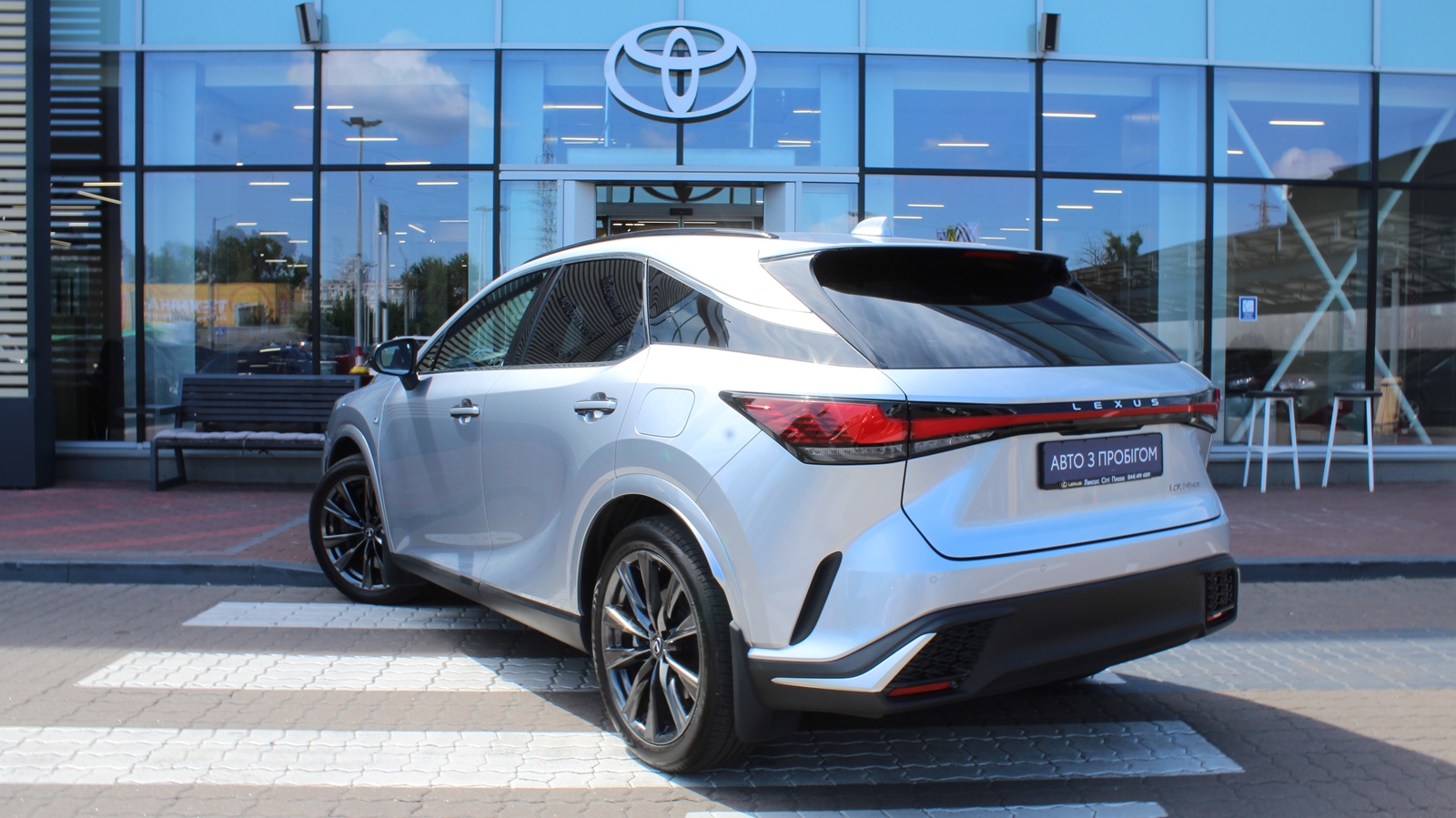 Lexus RX 2022 року з пробігом 39463 км, Універсал, Тойота Центр Київ "Сіті Плаза", м.Київ - 2763604 ГРН | Фото № 2