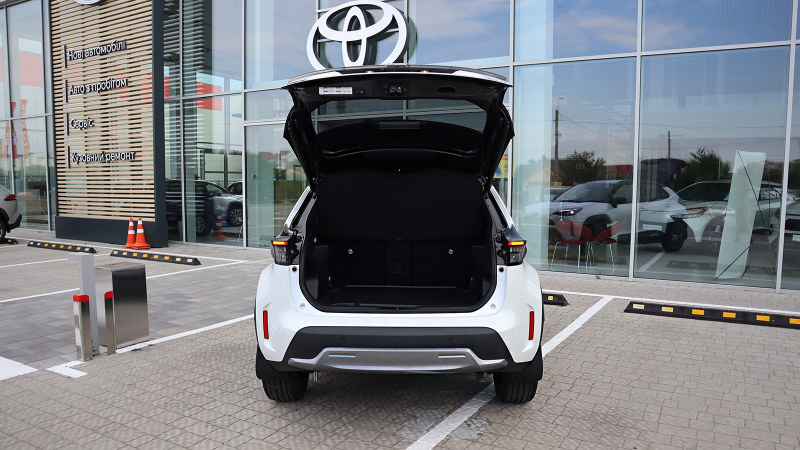 Toyota YARIS CROSS 2024 року з пробігом 4046 км, Хетчбек, Тойота Центр Рівне "Агат Авто", м.Рівне - 1380200 ГРН | Фото № 10