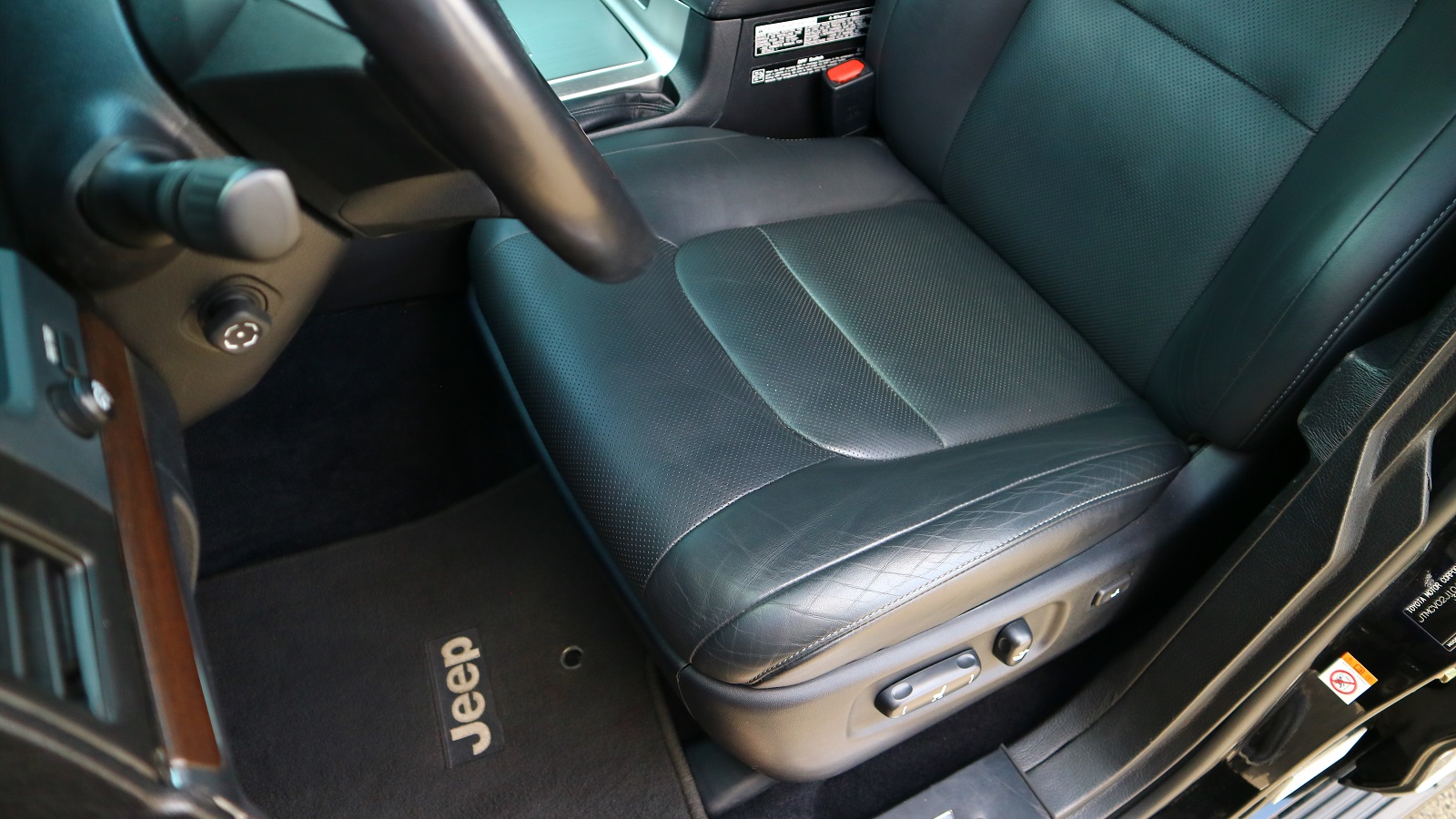 Toyota LAND CRUISER 2018 року з пробігом 41604 км, Універсал, Тойота Центр Київ "Автосаміт Укравто Столичне", м.Київ - 7953000 ГРН | Фото № 15
